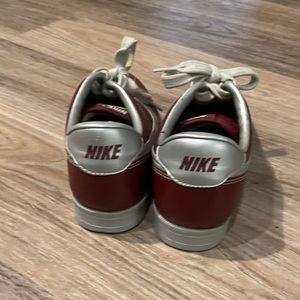 Vintage Nike shoes